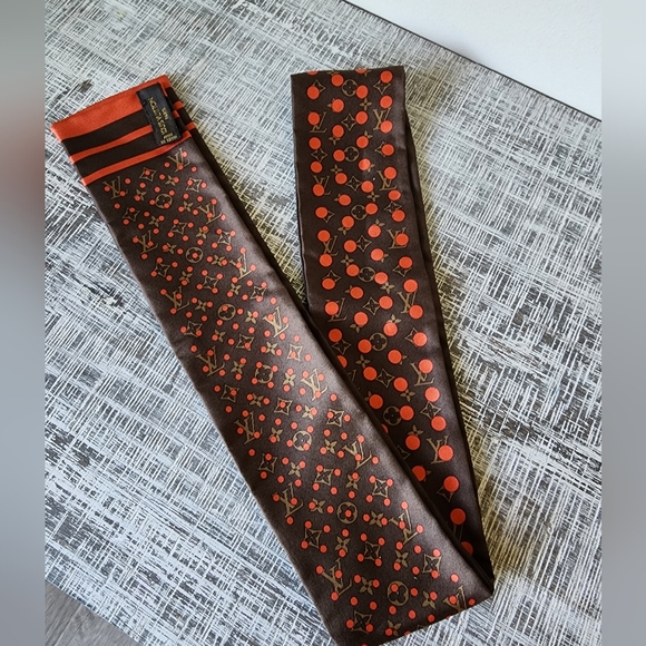 Louis Vuitton Perforated Bandeau Red/Orange ~ Limited Edition - Picture 3 of 8